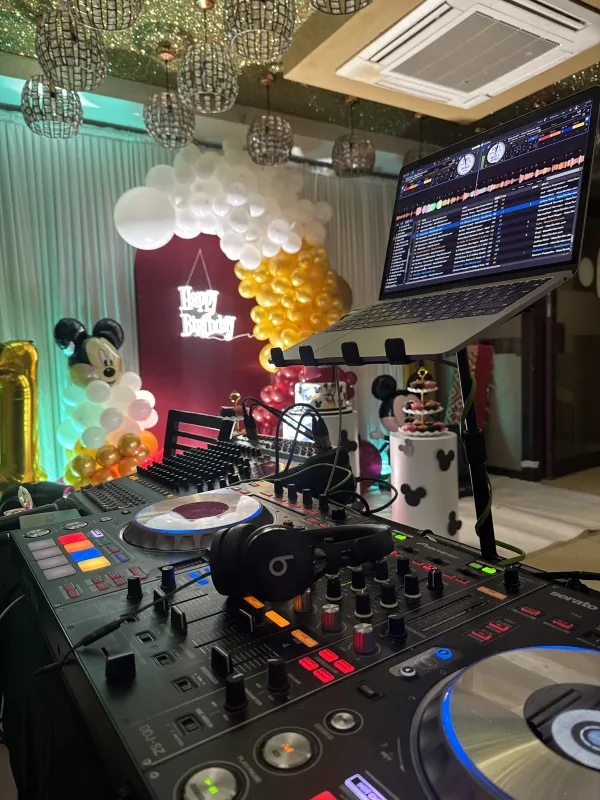 DJTEE10 gallery